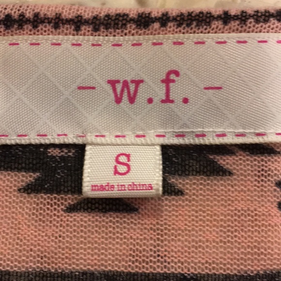 Top - Picture 2 of 3